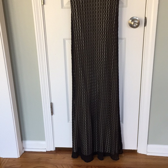 Rimini lace gown (size 8) - Picture 2 of 4